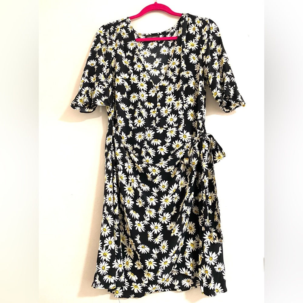 Daisy Short Dress ZARA